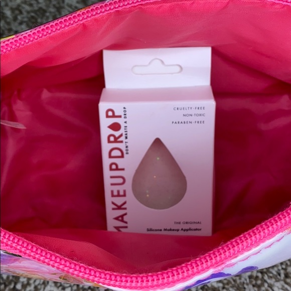 HP! 🎈 NEW: Makeup Bag & Silicone Applicator - Picture 5 of 5